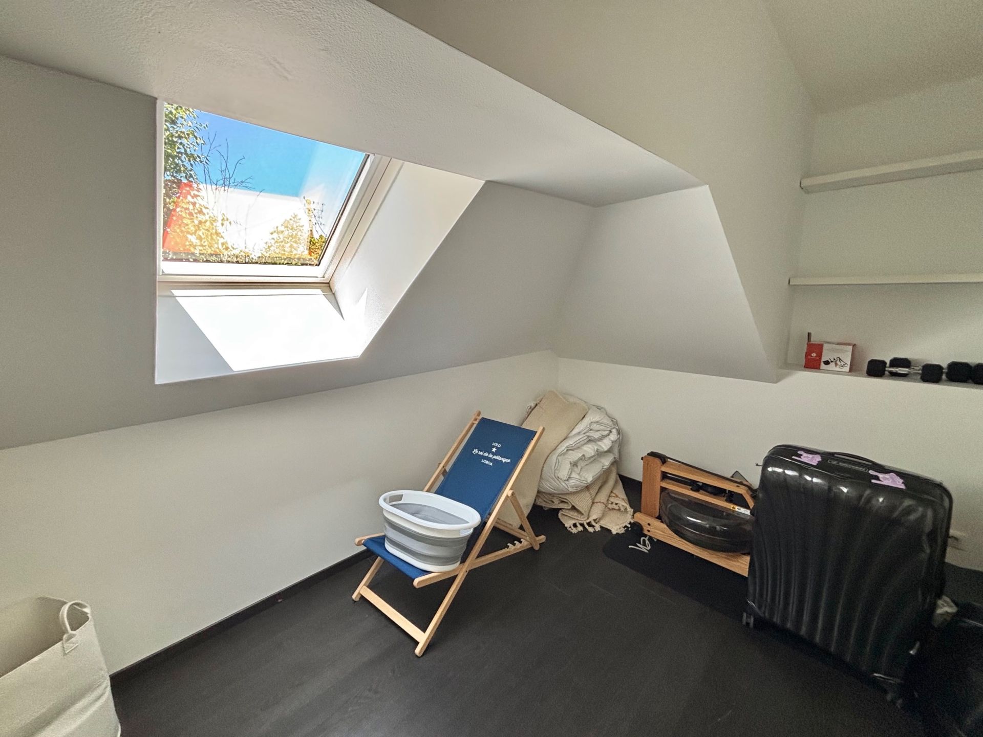 luxury house 8 Rooms for sale on CAEN (14000)