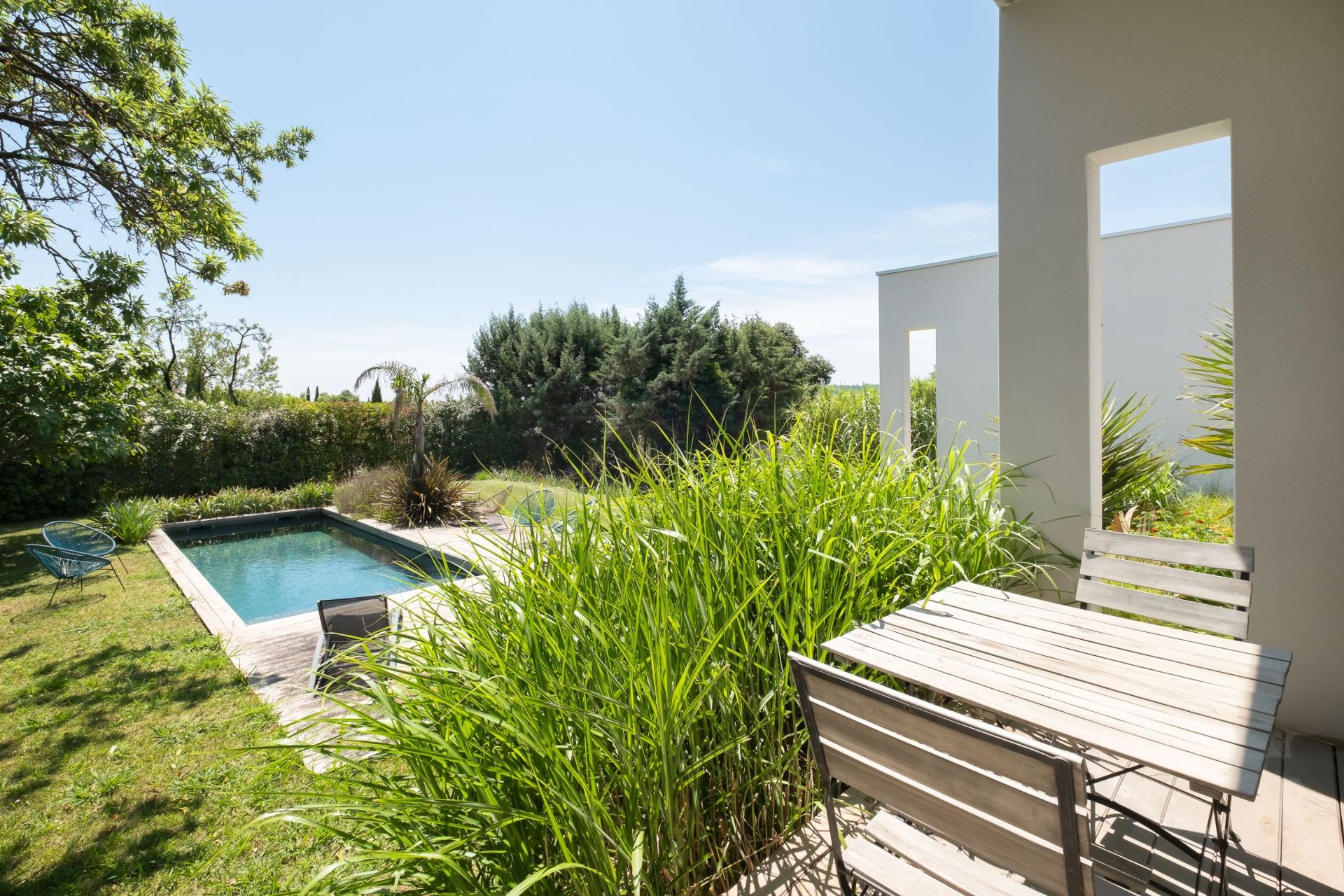 luxury house 5 Rooms for sale on PEZENAS (34120)