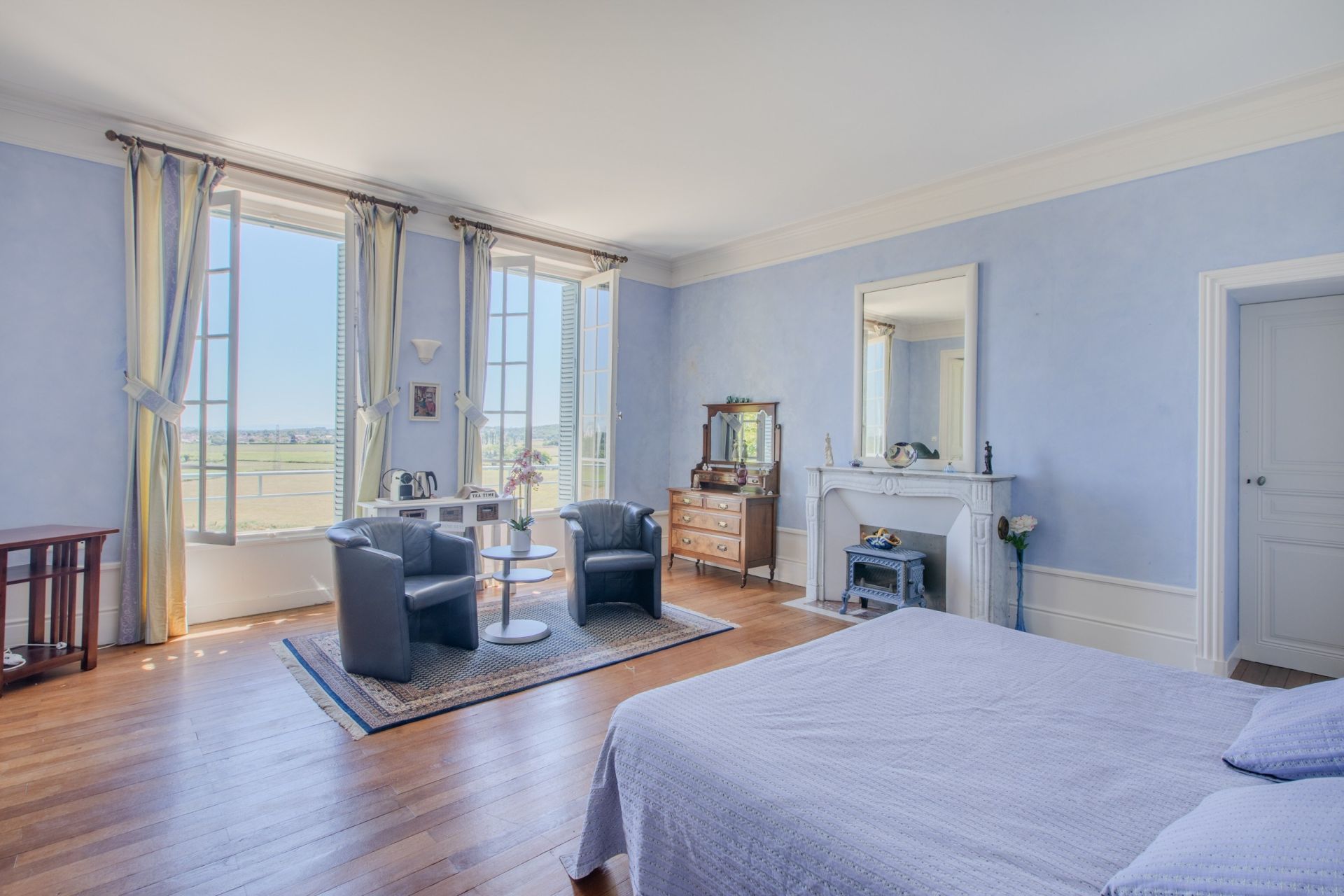 château 20 Pièces en vente sur GUEUGNON (71130)