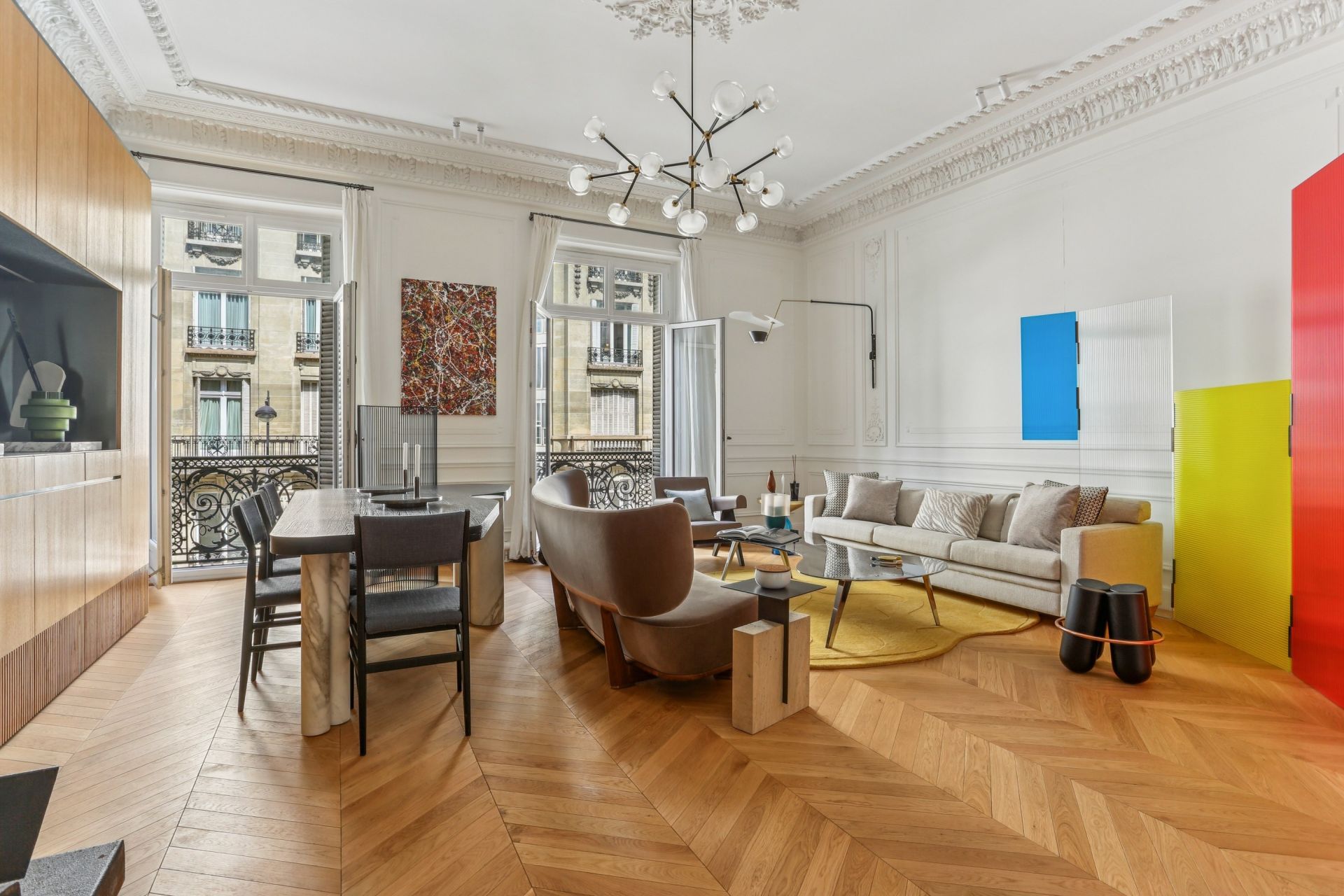 luxury apartment 4 Rooms for sale on PARIS (75008)