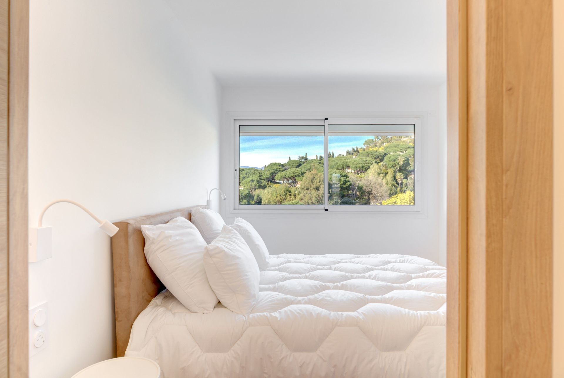 penthouse 3 Rooms for sale on CANNES (06400)