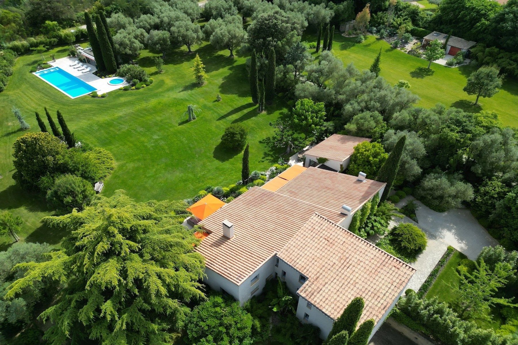 propriété de luxe 8 Pièces en vente sur UZES (30700)