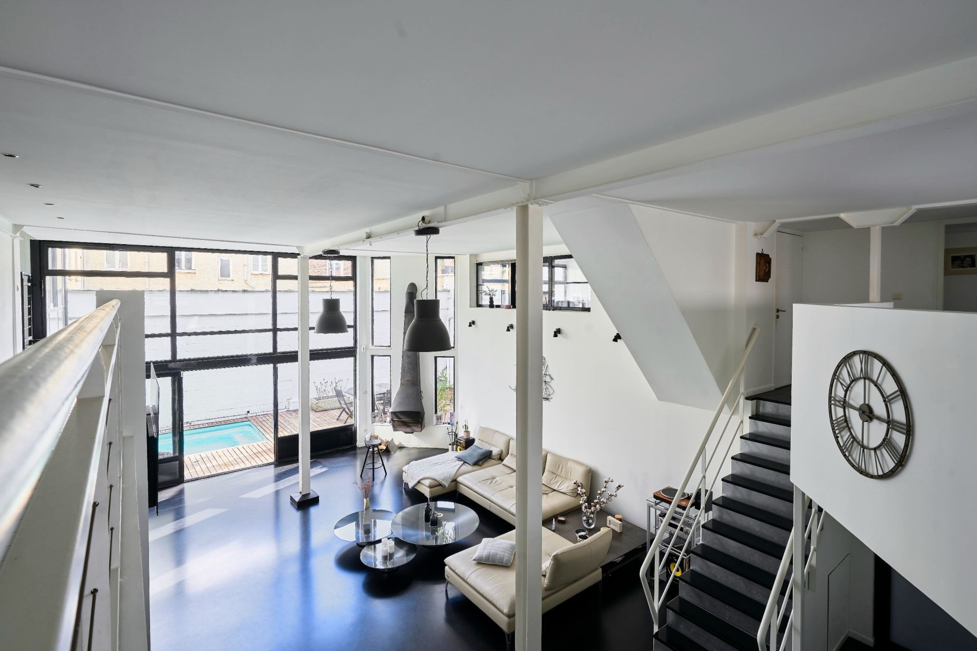 luxury apartment 9 Rooms for sale on LAMBERSART (59130)