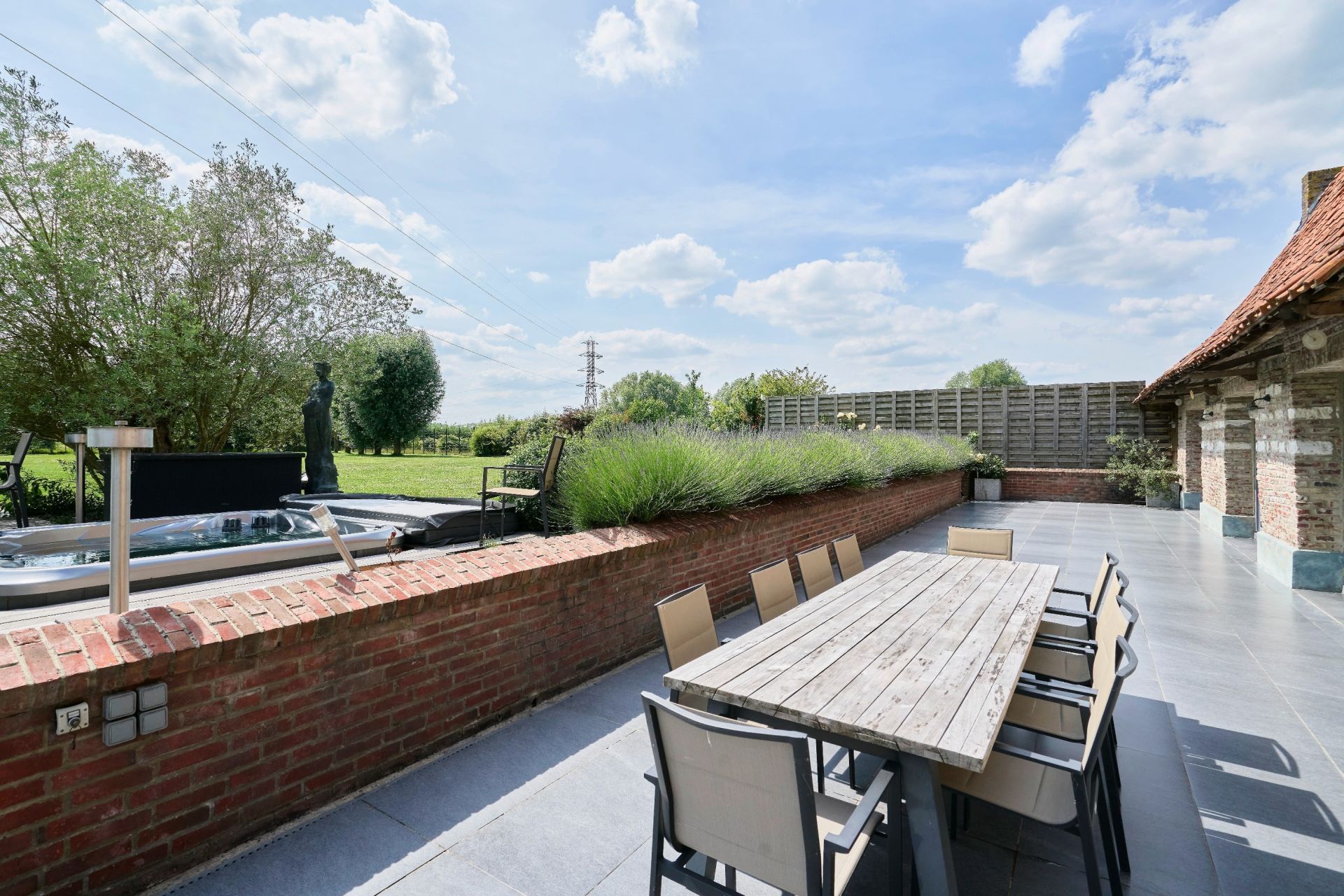 luxury house 13 Rooms for sale on BONDUES (59910)