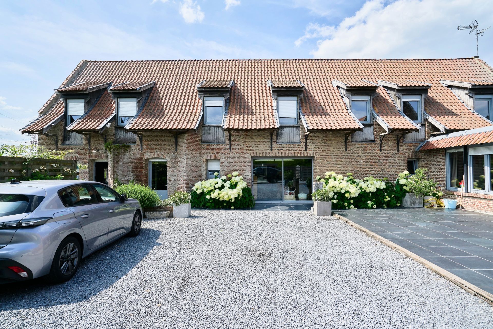 luxury house 13 Rooms for sale on BONDUES (59910)