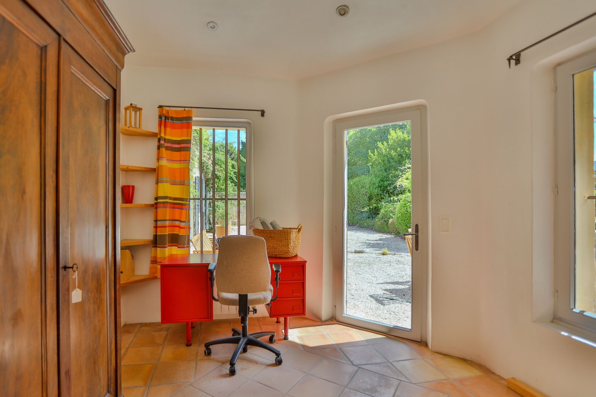 maison de luxe 7 Pièces en vente sur SAUMANE DE VAUCLUSE (84800)