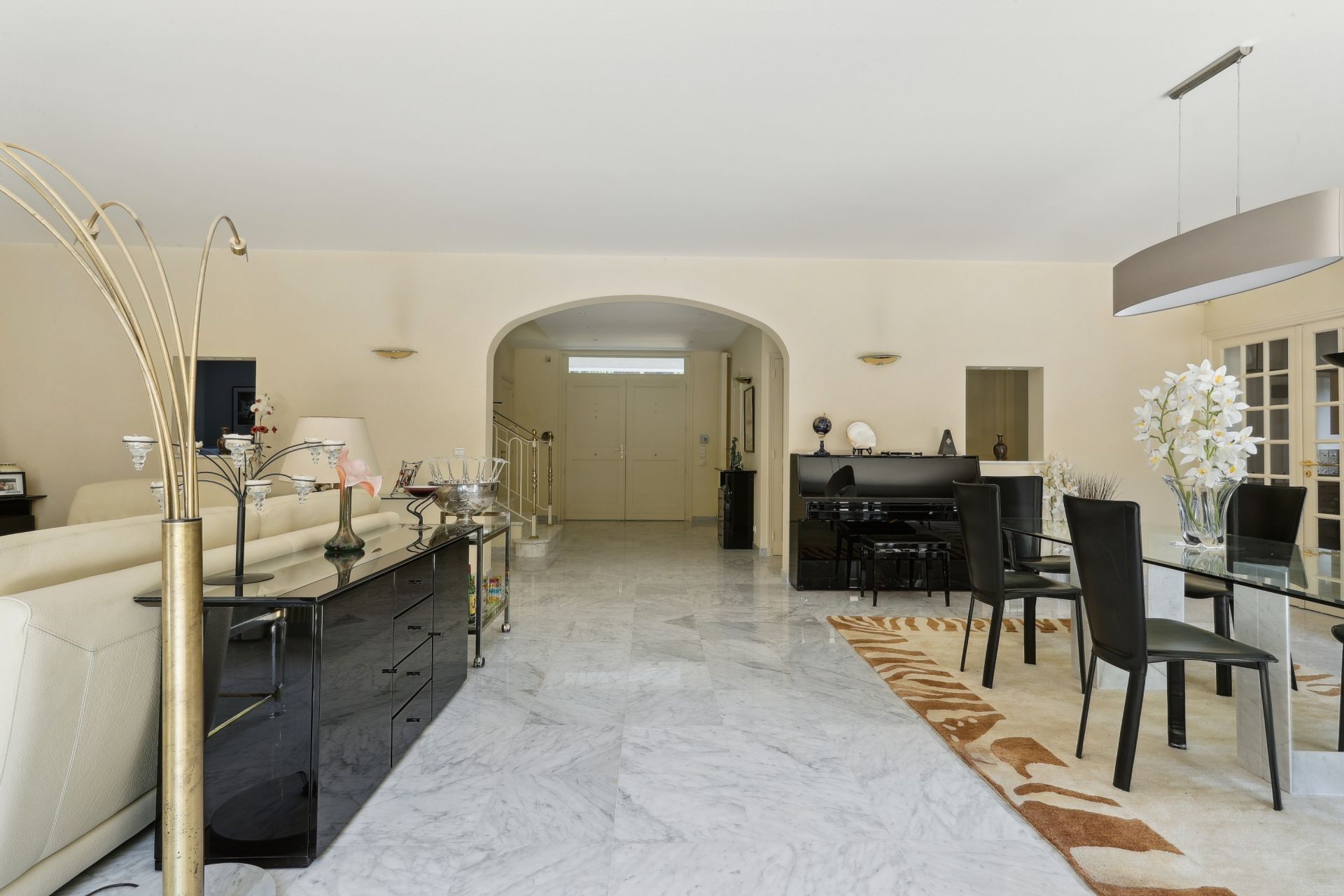 mansion 7 Rooms for sale on CHAMPIGNY SUR MARNE (94500)