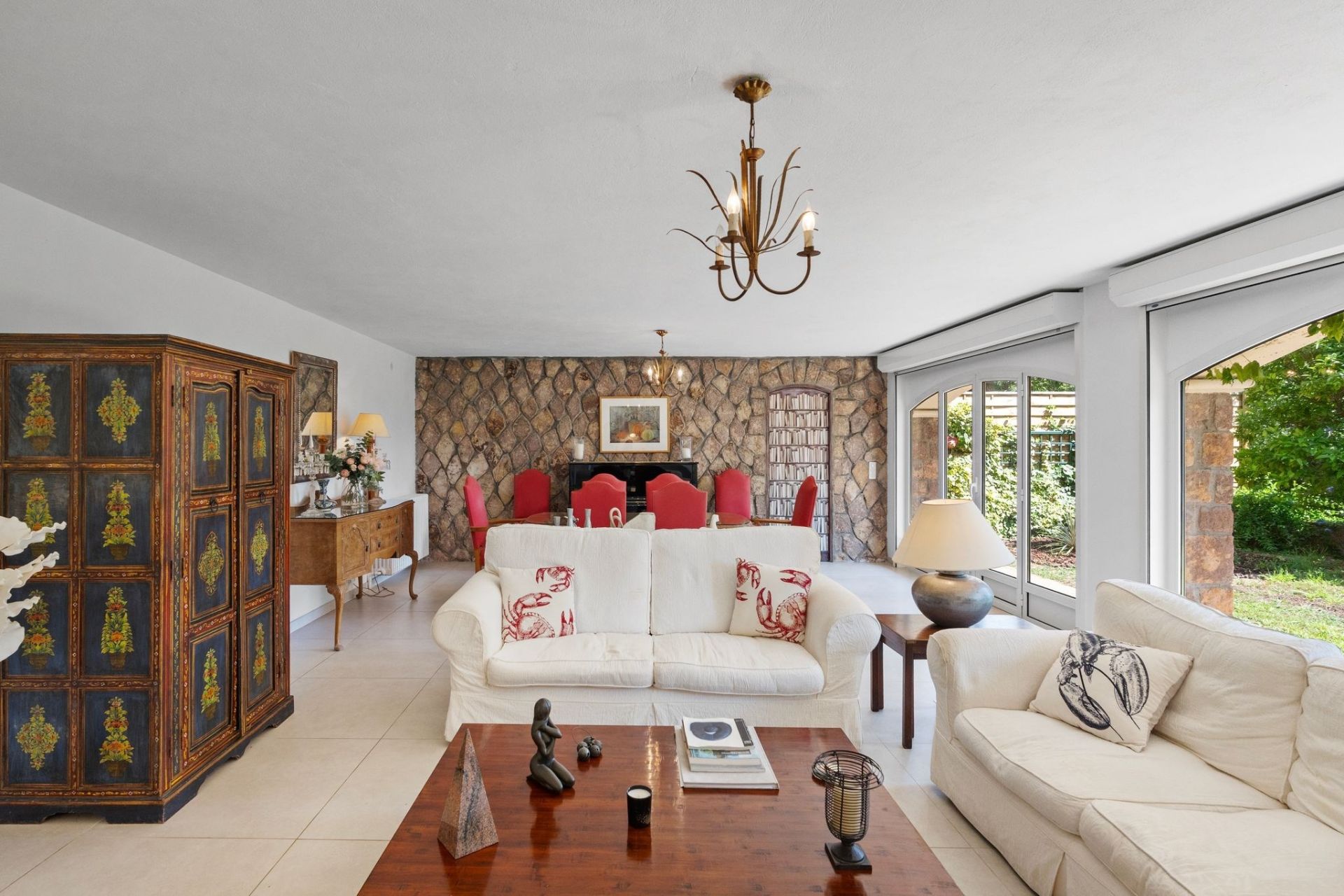 luxury provencale house 7 Rooms for sale on THEOULE SUR MER (06590)