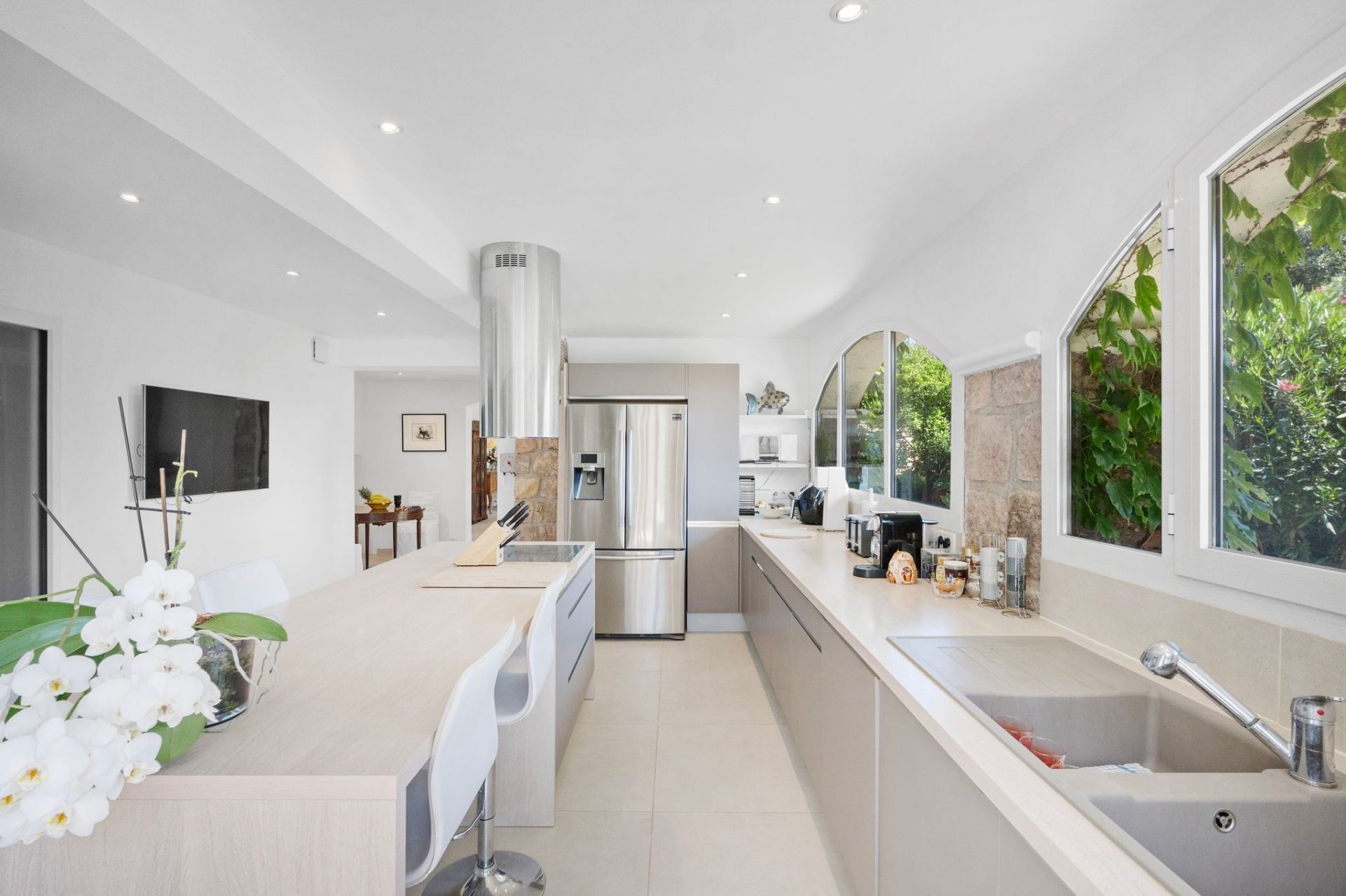 luxury provencale house 7 Rooms for sale on THEOULE SUR MER (06590)