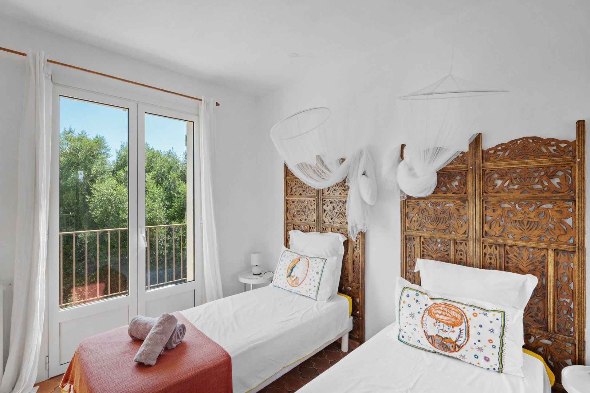 luxury provencale house 7 Rooms for sale on THEOULE SUR MER (06590)