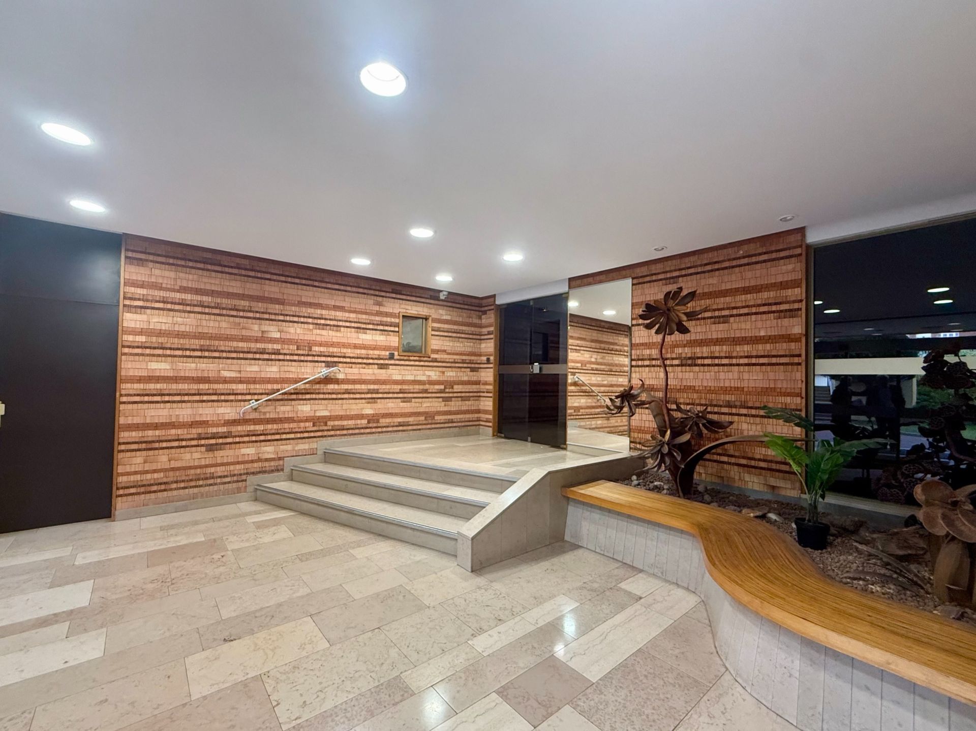 luxury apartment 5 Rooms for sale on ROUEN (76000)