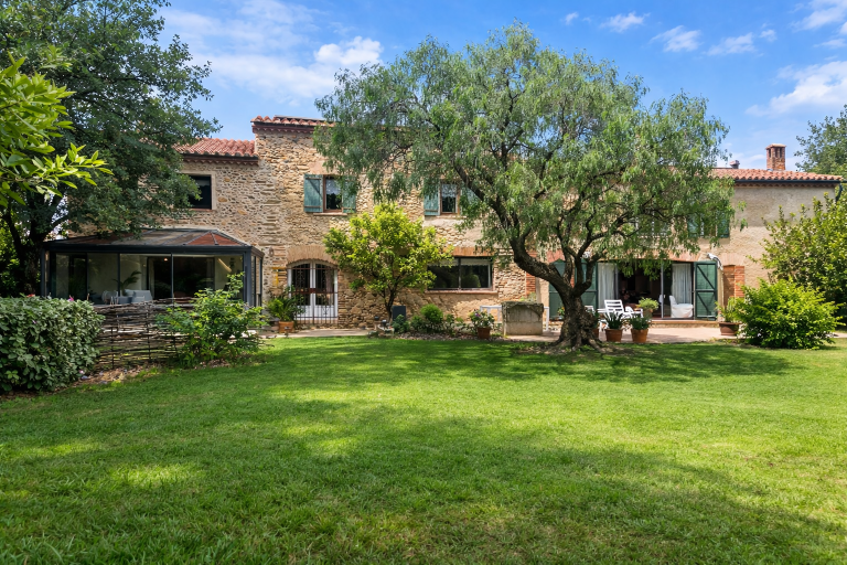 maison de luxe 10 Pièces en vente sur THUIR (66300)