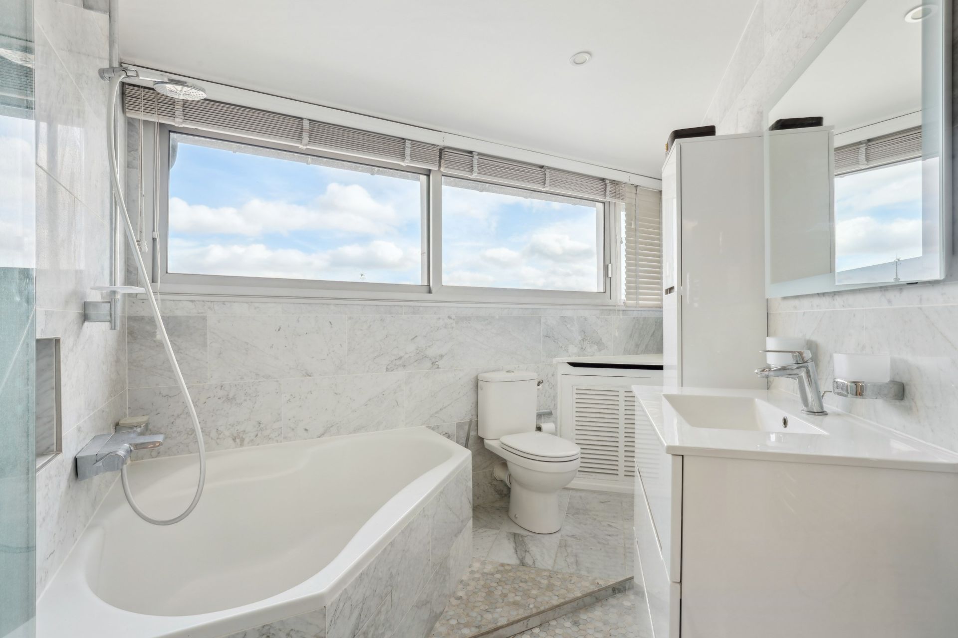 luxury apartment 3 Rooms for sale on BOULOGNE BILLANCOURT (92100)