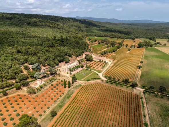 Vente Château Fox-Amphoux 30&nbsp;Pièces 1200&nbsp;m²