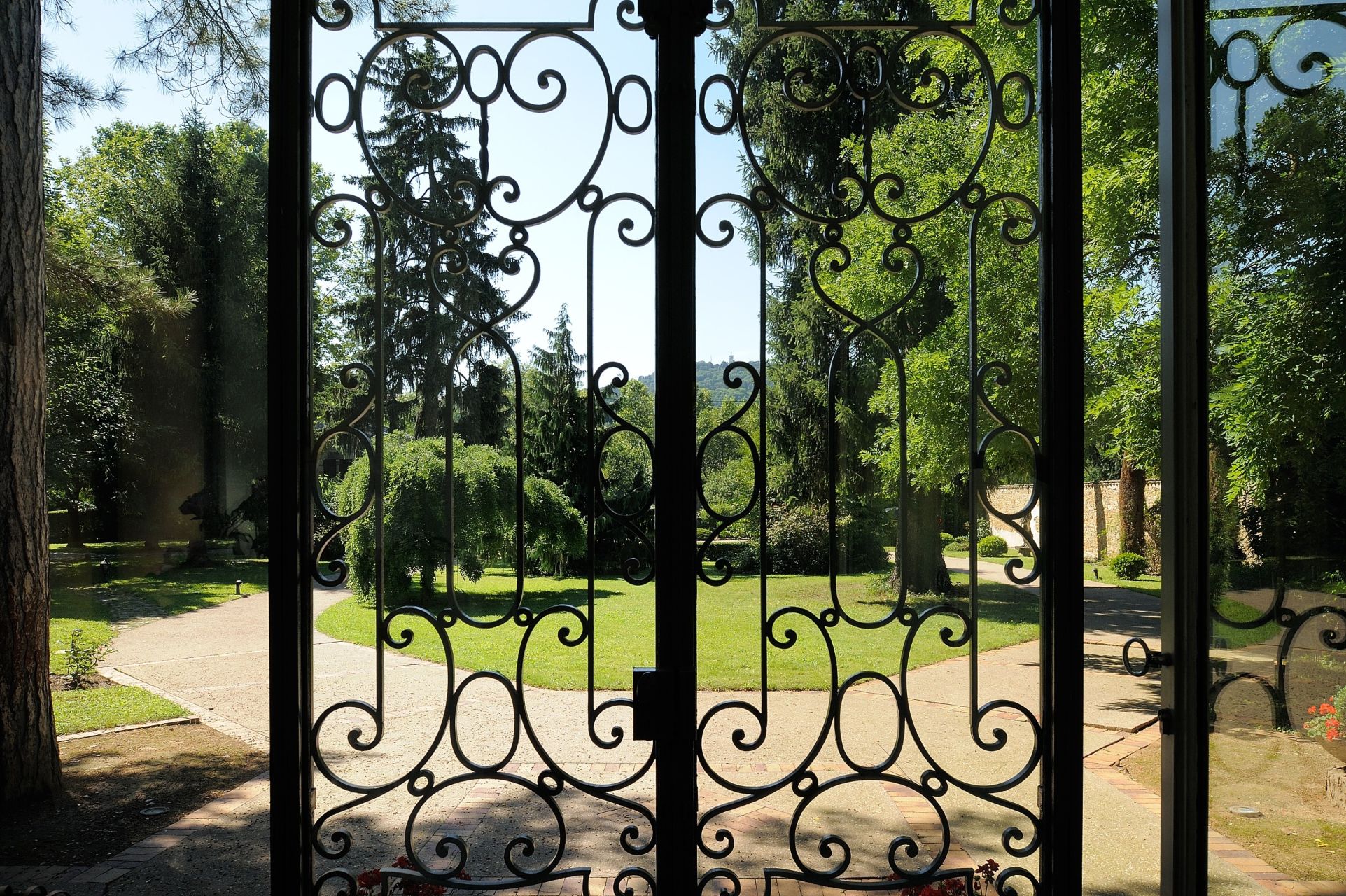 mansion 10 Rooms for sale on CALUIRE ET CUIRE (69300)