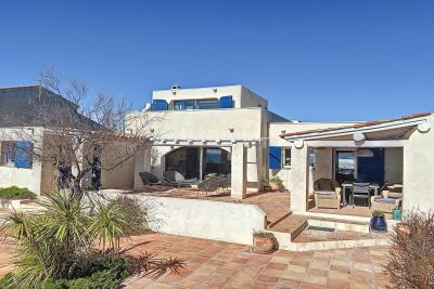 Sale Luxury house Frontignan 8 Rooms 230 m²