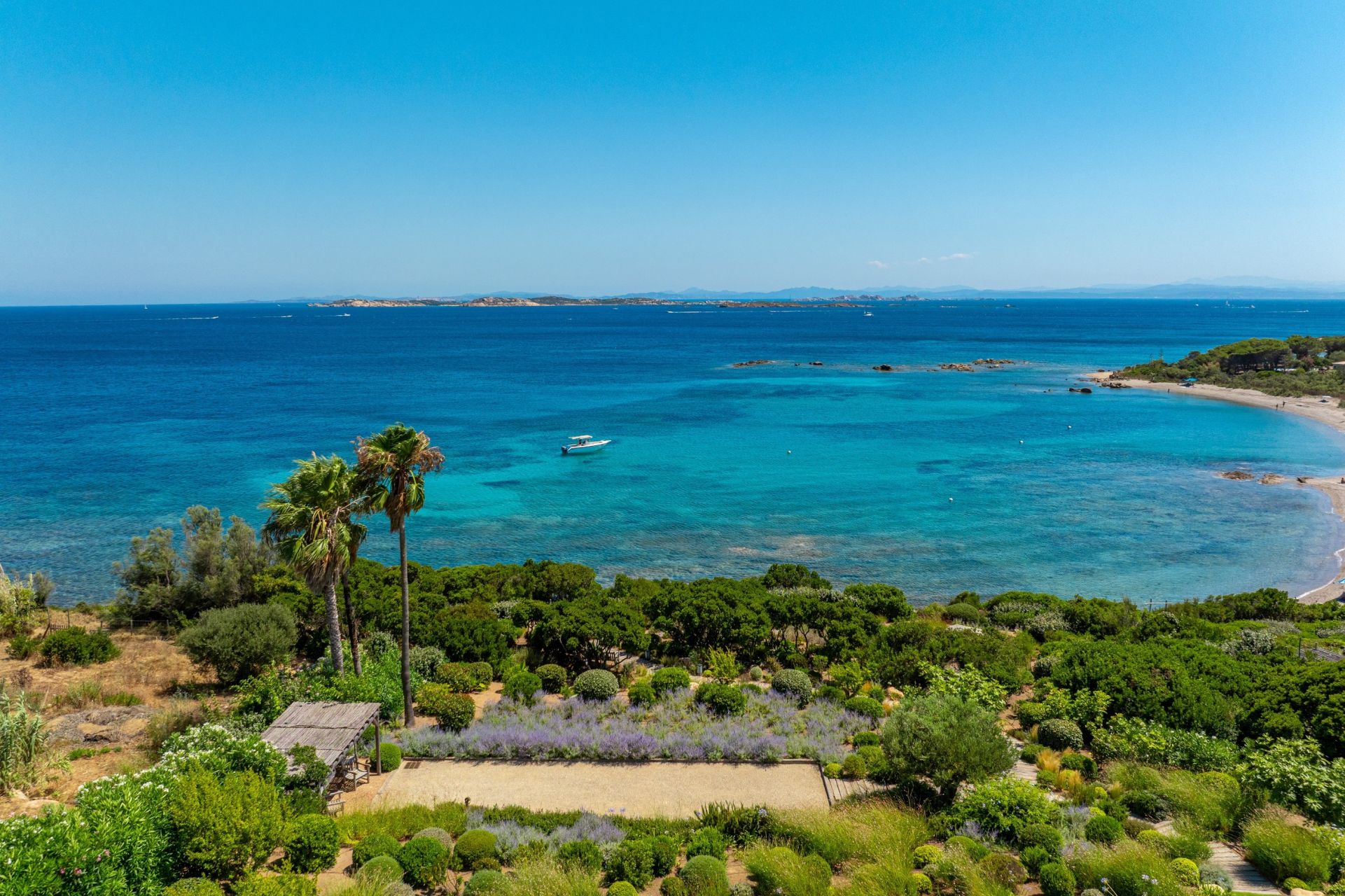 maison de luxe 12 Pièces en location saisonnière sur BONIFACIO (20169)