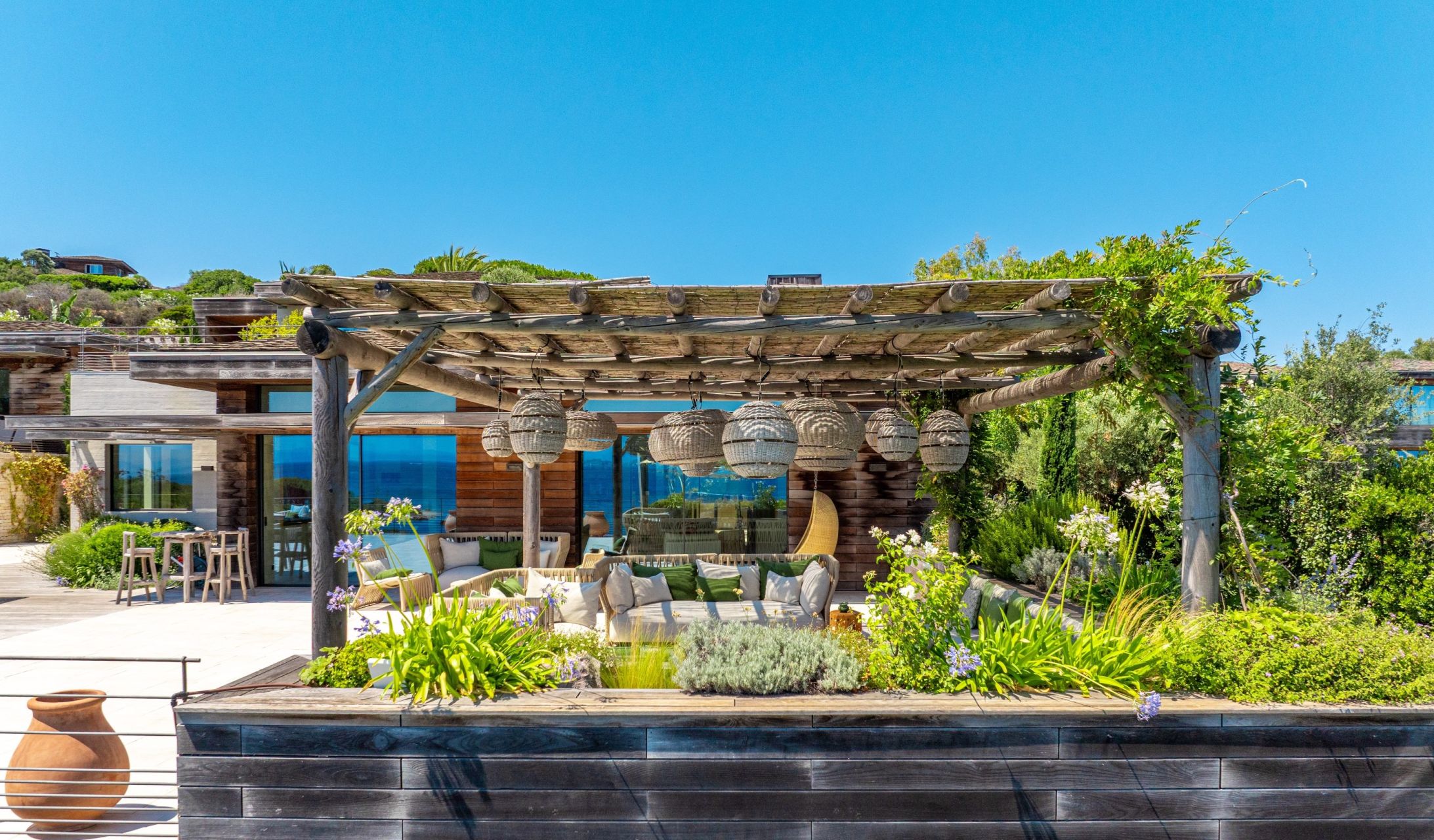 luxury house 12 Rooms for seasonal rent on BONIFACIO (20169)