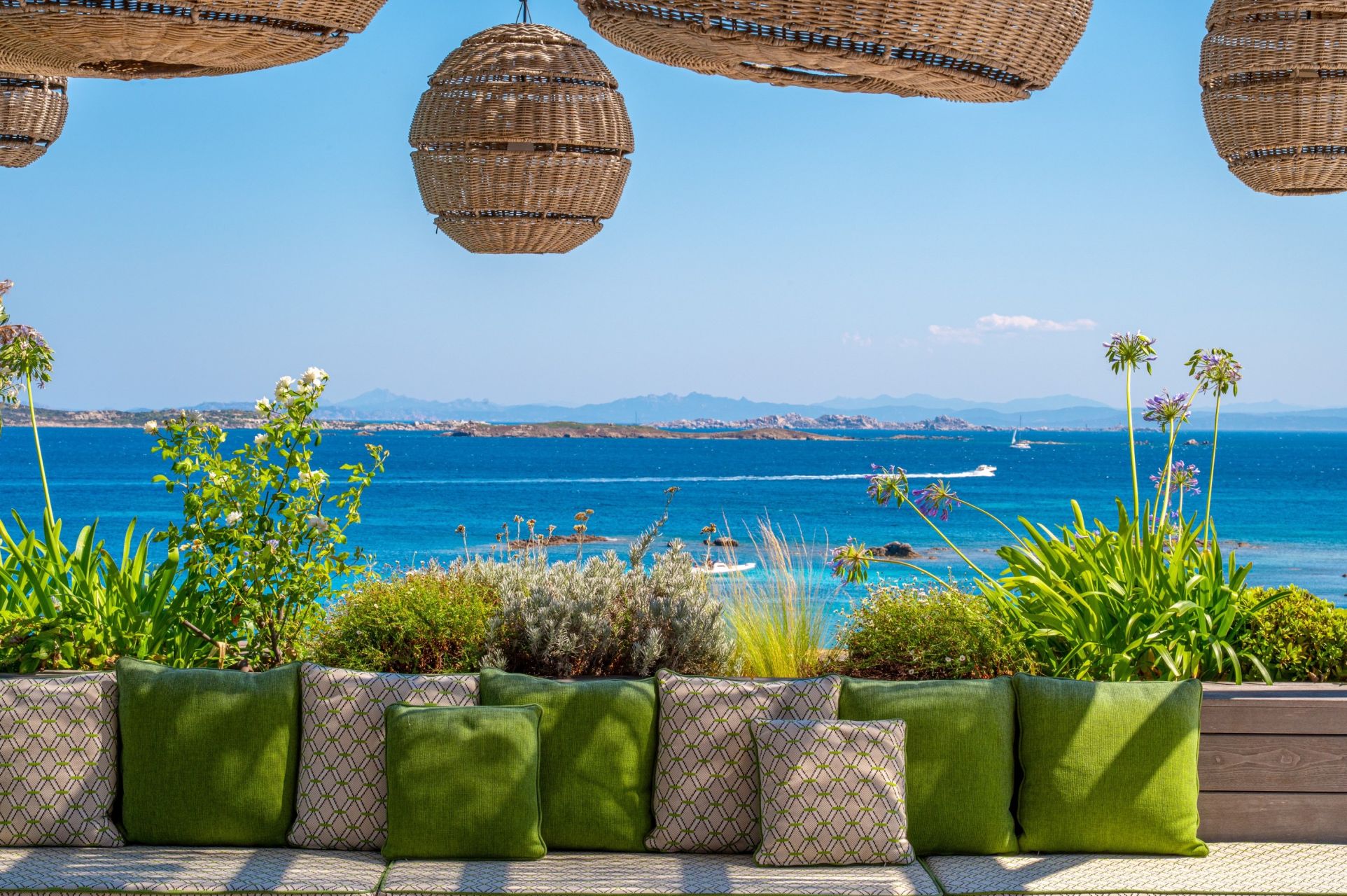 luxury house 12 Rooms for seasonal rent on BONIFACIO (20169)