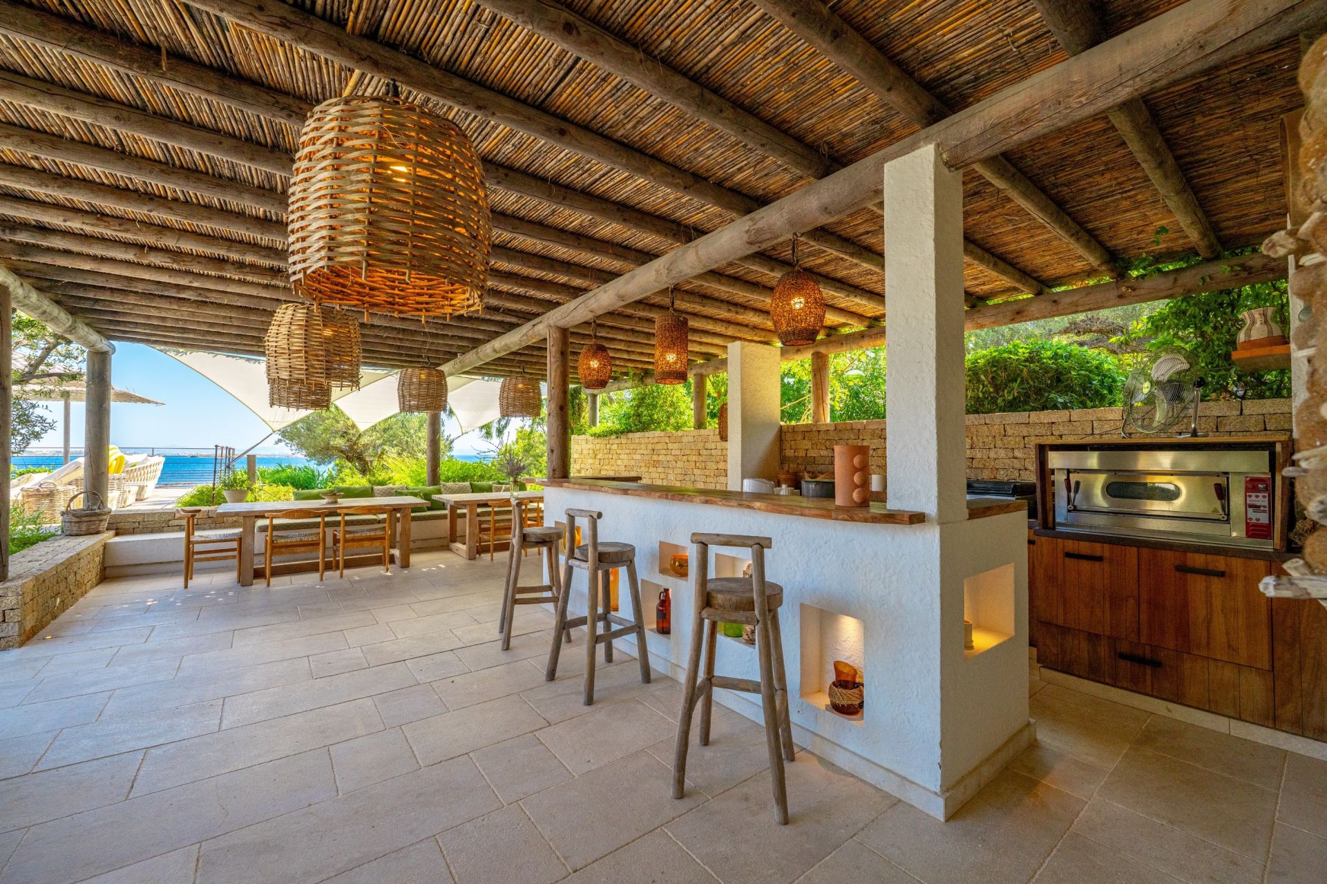 luxury house 12 Rooms for seasonal rent on BONIFACIO (20169)