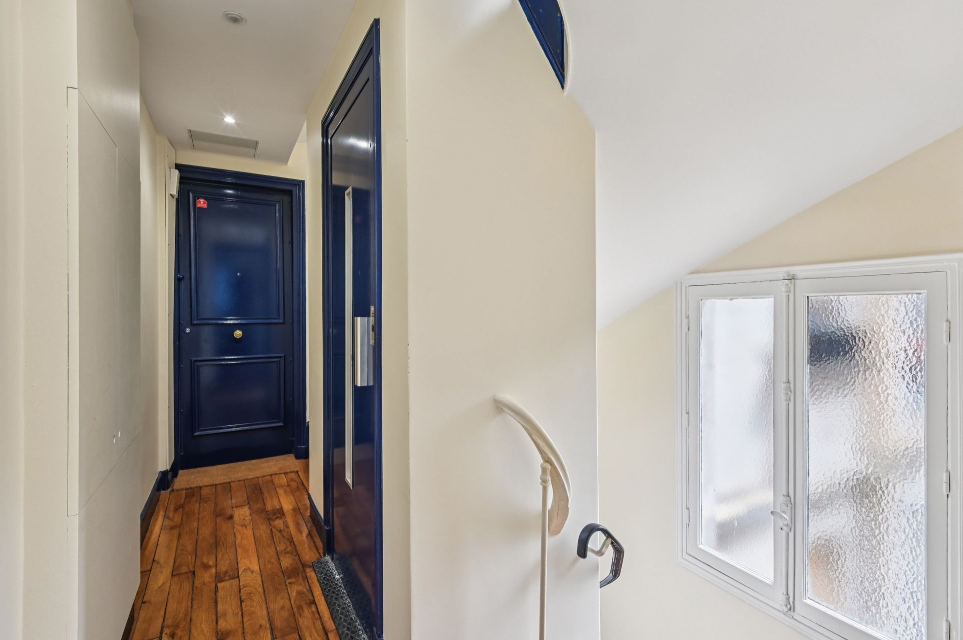 luxury apartment 4 Rooms for sale on PARIS (75016)