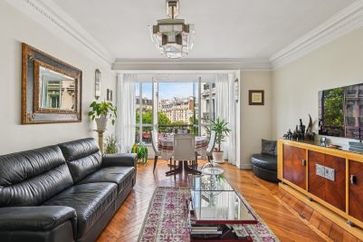 Sale Luxury apartment Paris 16 4 Rooms 82 m²
