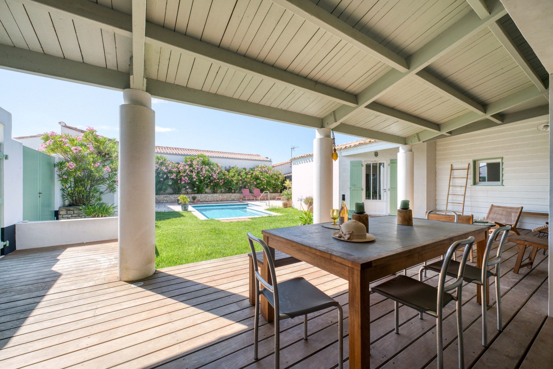 maison de luxe 7 Pièces en vente sur LOIX (17111)