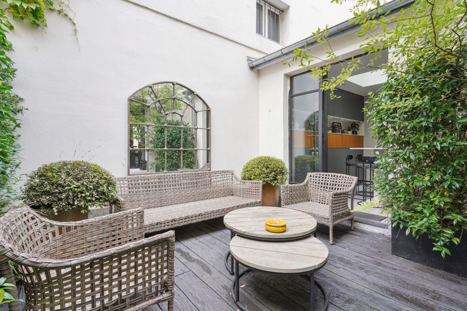 luxury house 6 Rooms for sale on NEUILLY SUR SEINE (92200)