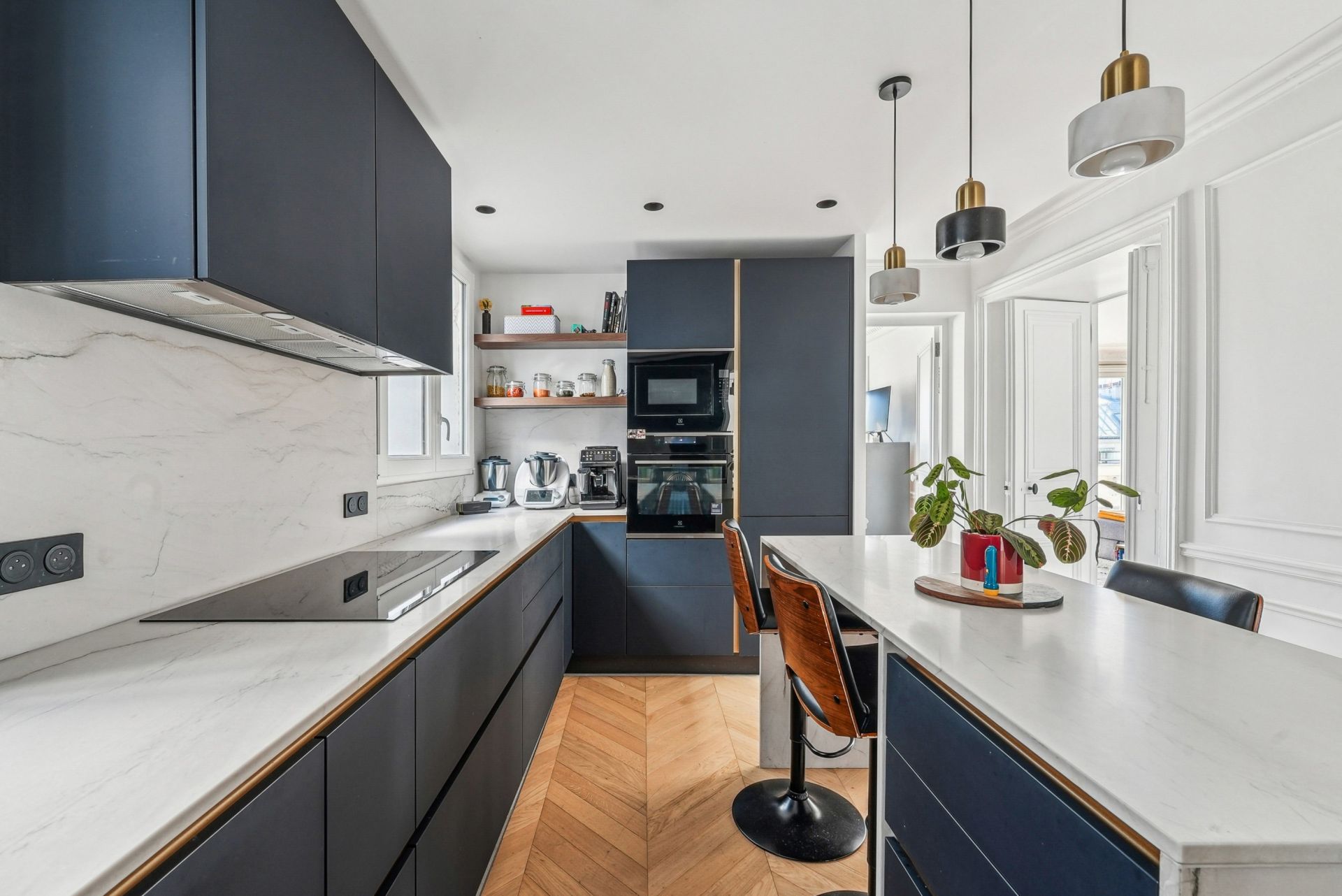 luxury apartment 5 Rooms for sale on PARIS (75010)