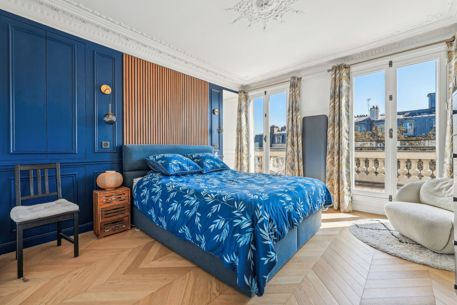 luxury apartment 5 Rooms for sale on PARIS (75010)