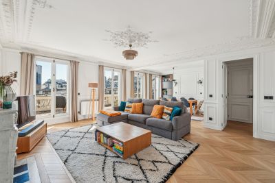 Sale Luxury apartment Paris 10 5 Rooms 154 m²
