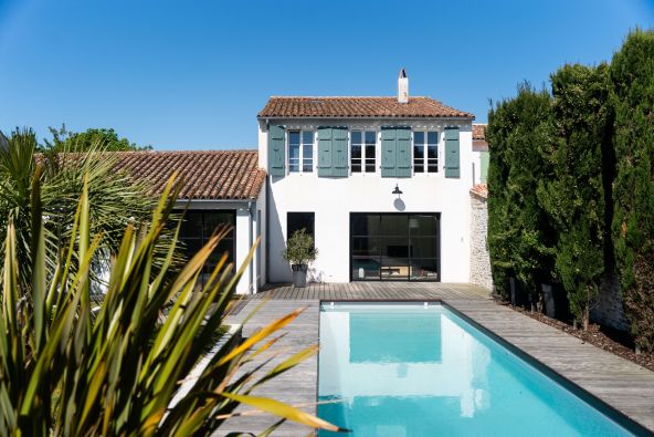 Sale Luxury house La Flotte 7 Rooms 200 m²