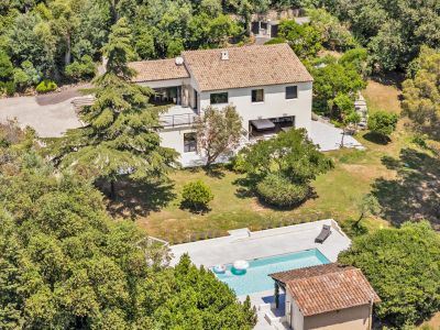 Vente Villa de luxe Grasse 7 Pièces 245 m²