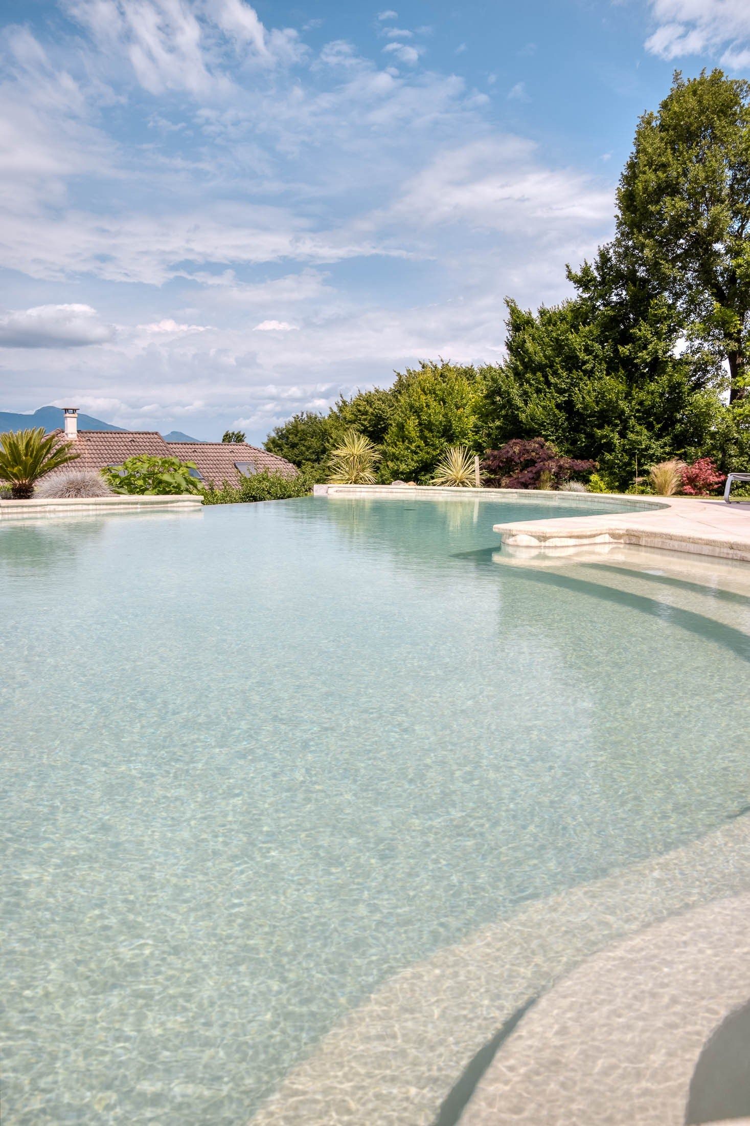 luxury house 6 Rooms for sale on AIX LES BAINS (73100)