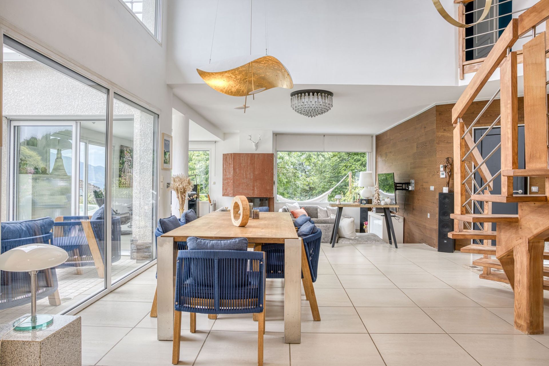 luxury house 6 Rooms for sale on AIX LES BAINS (73100)