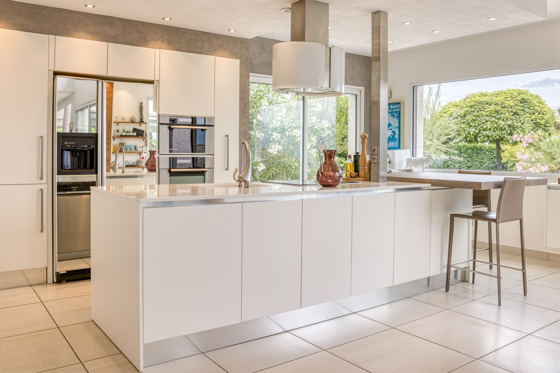 luxury house 6 Rooms for sale on AIX LES BAINS (73100)