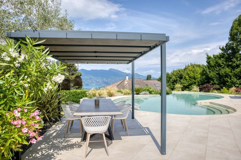 luxury house 6 Rooms for sale on AIX LES BAINS (73100)