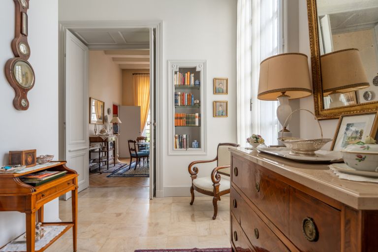 luxury apartment 4 Rooms for sale on TOURS (37000)