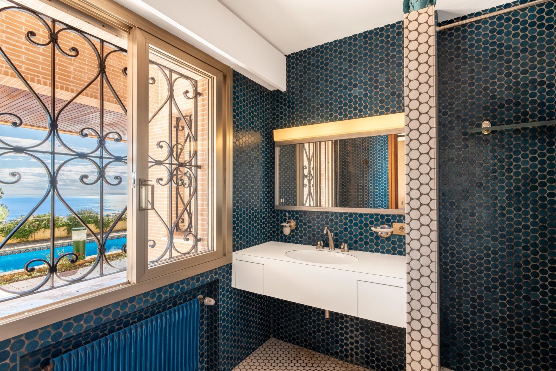 luxury villa 7 Rooms for sale on VILLEFRANCHE SUR MER (06230)