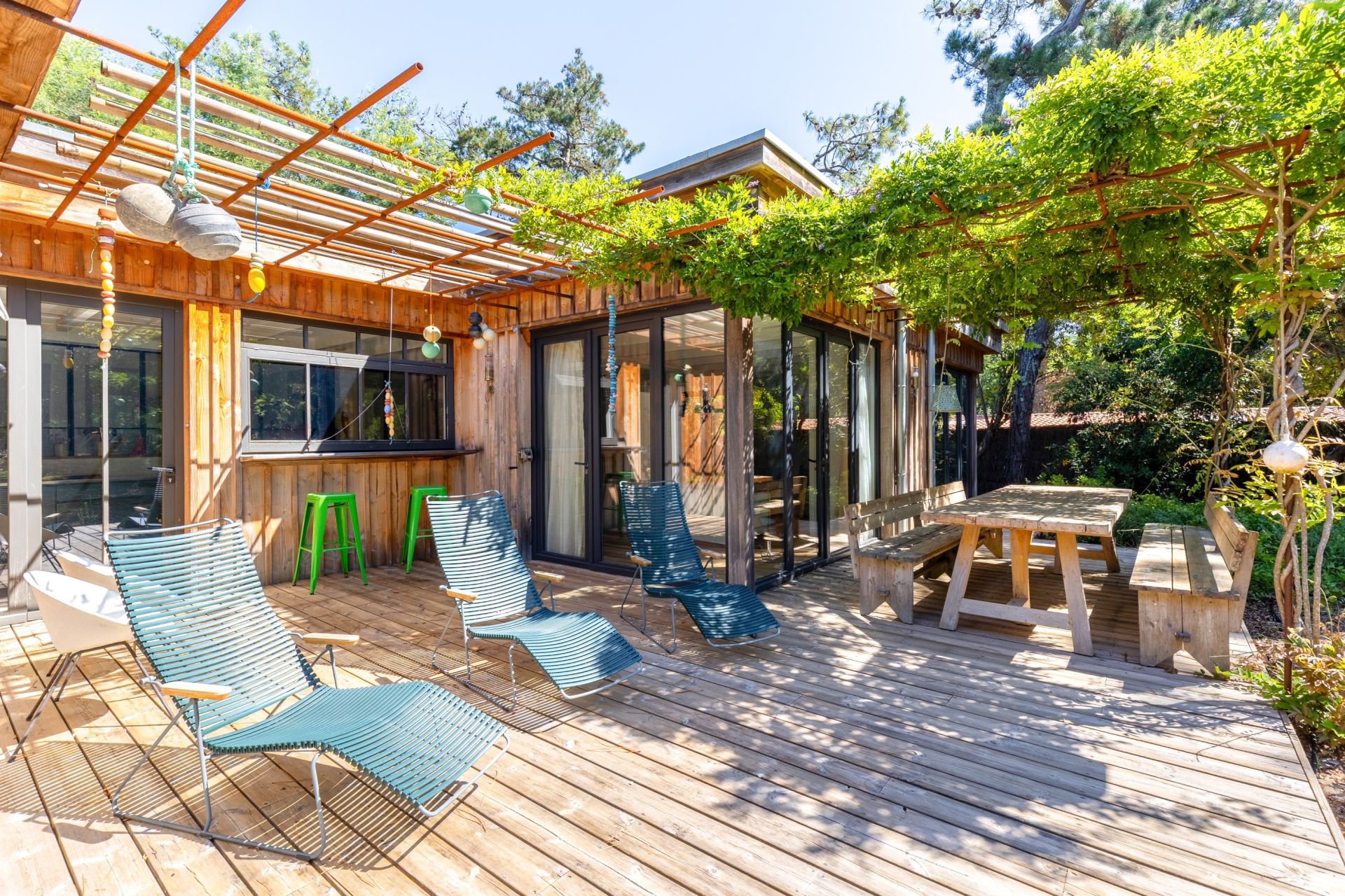 luxury villa 6 Rooms for sale on CAP FERRET (33970)