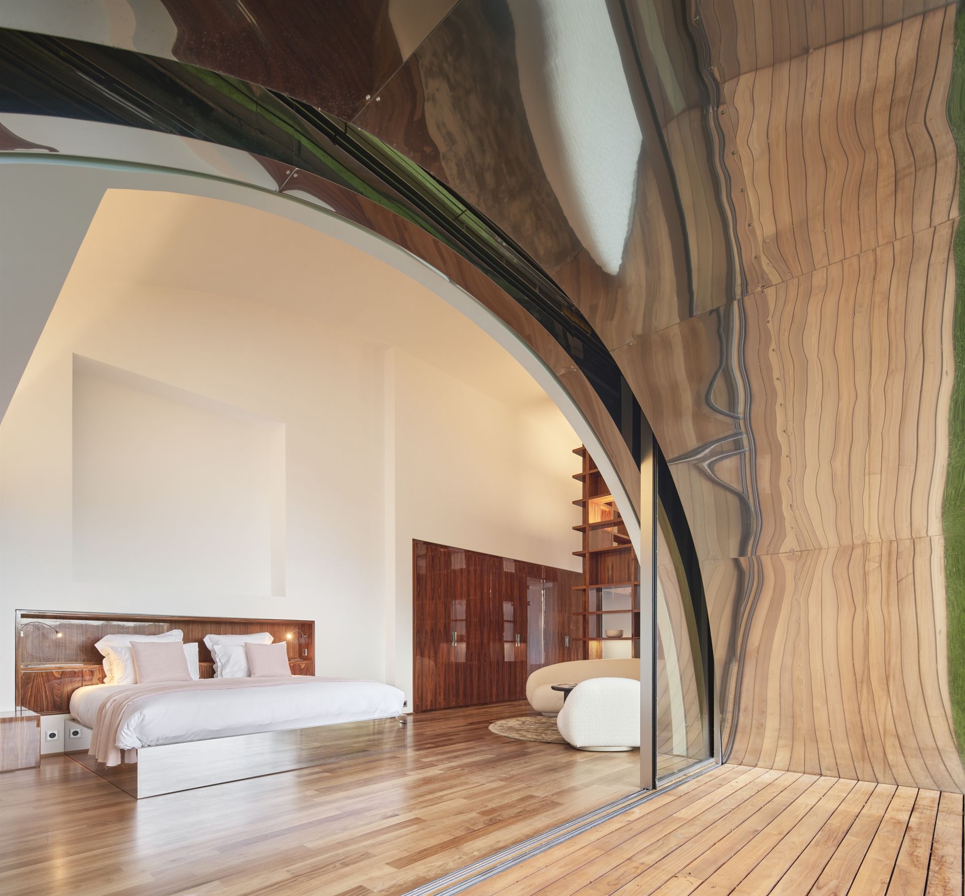 contemporary house 10 Rooms for sale on ST JEAN CAP FERRAT (06230)