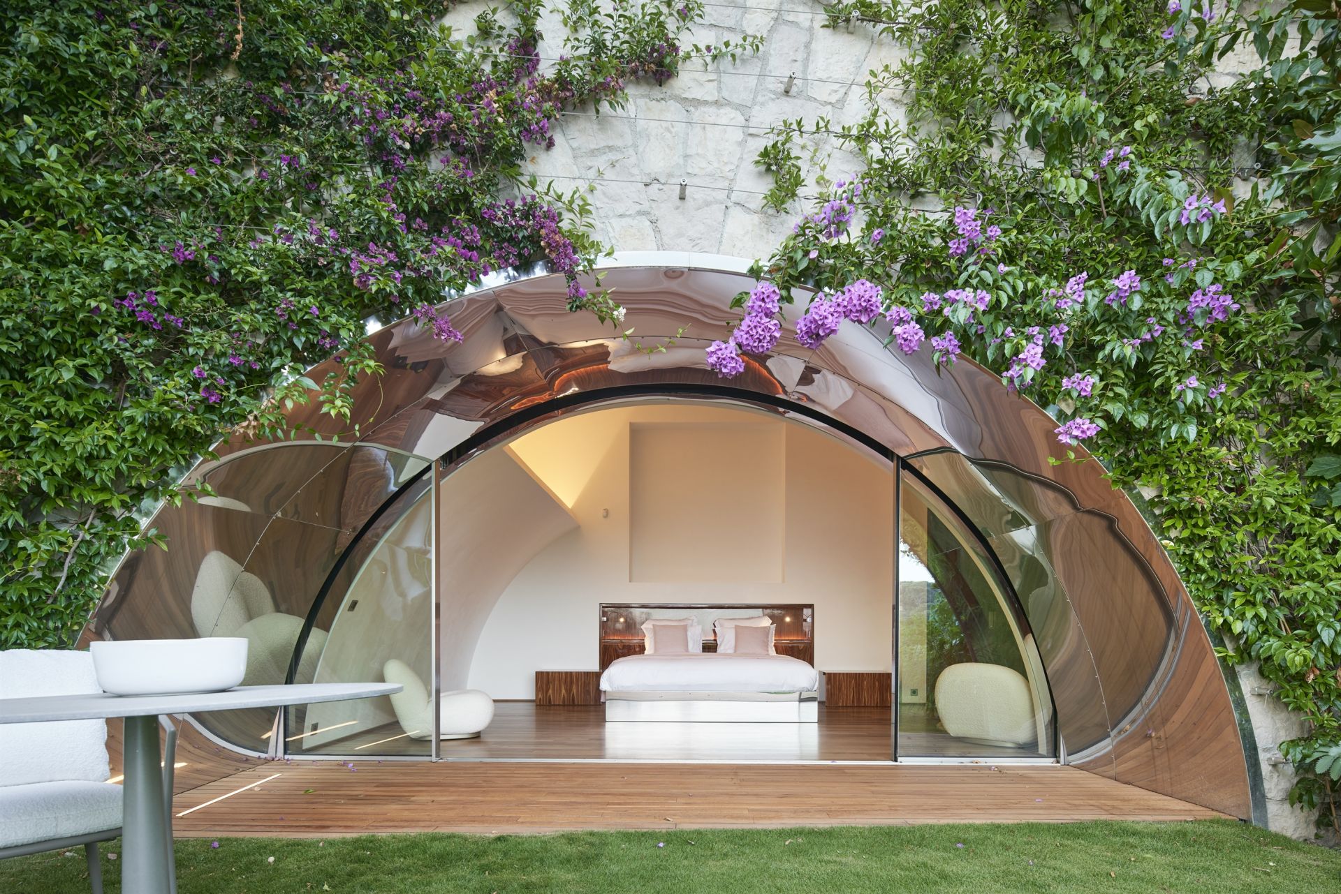 contemporary house 10 Rooms for sale on ST JEAN CAP FERRAT (06230)