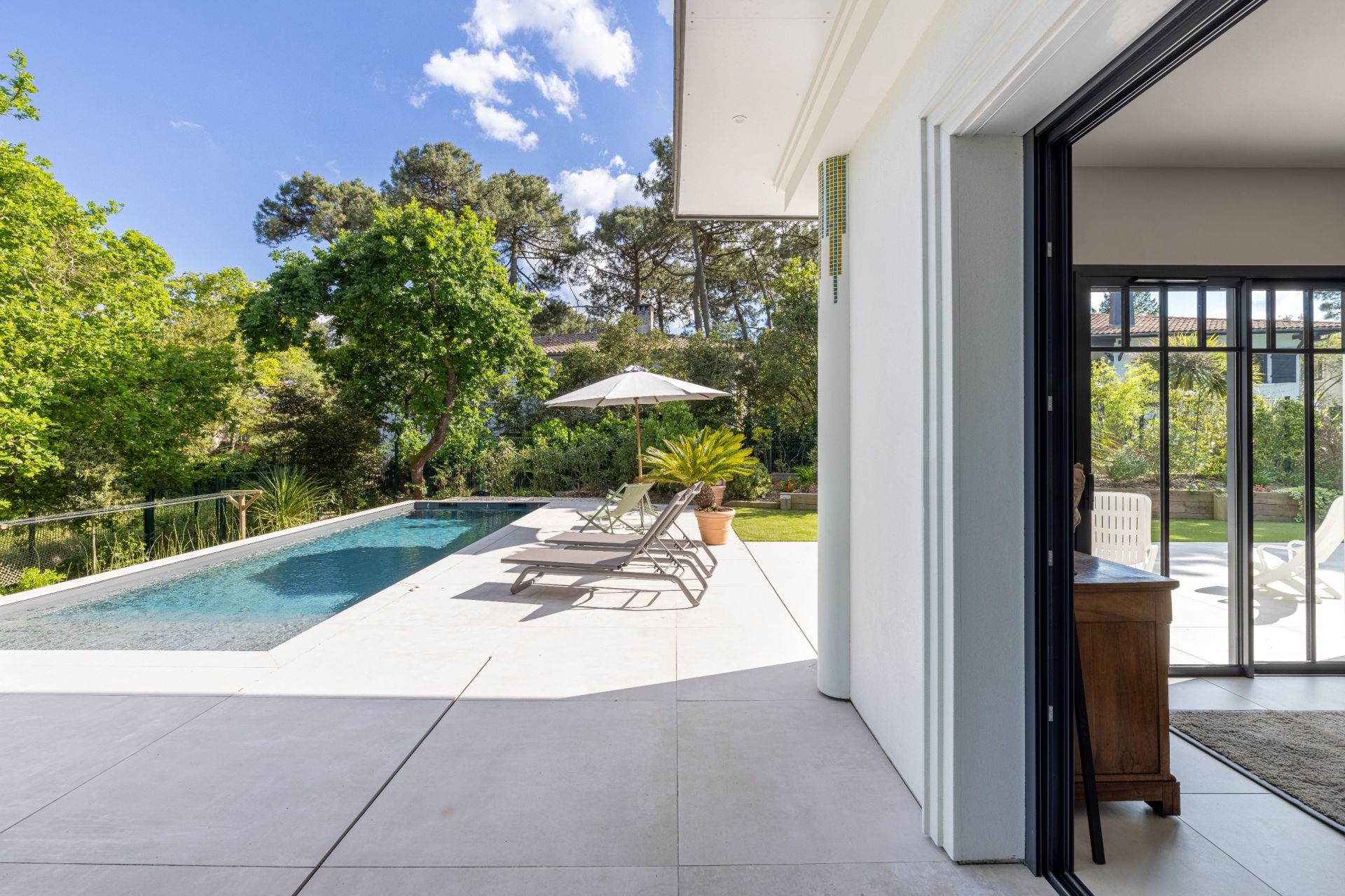 luxury house 7 Rooms for sale on ARCACHON (33120)