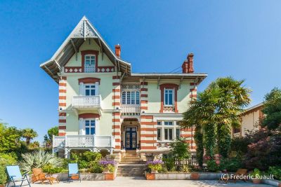 Sale Luxury house Arcachon 10 Rooms 340 m²