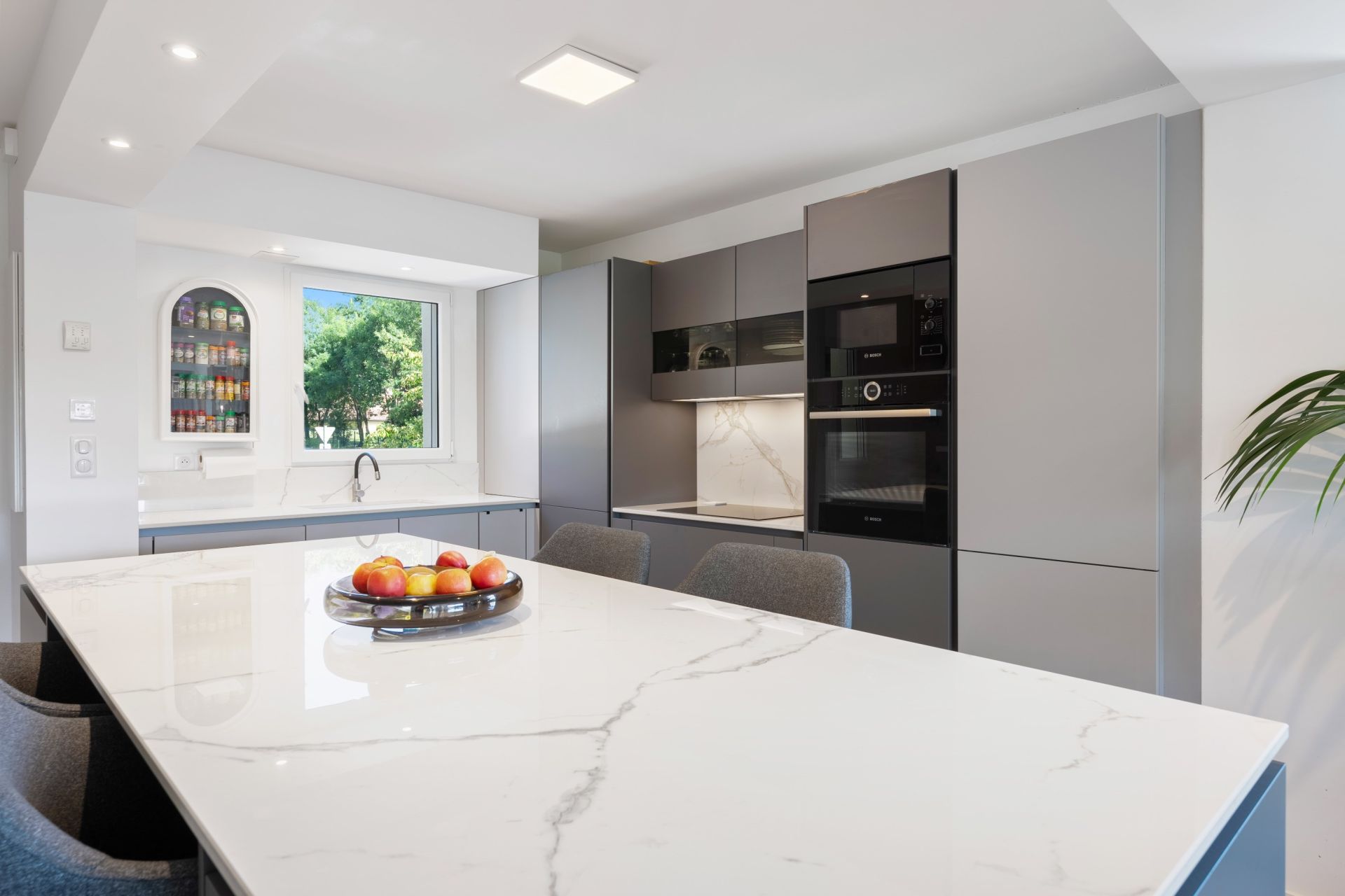 luxury apartment 4 Rooms for sale on DIVONNE LES BAINS (01220)