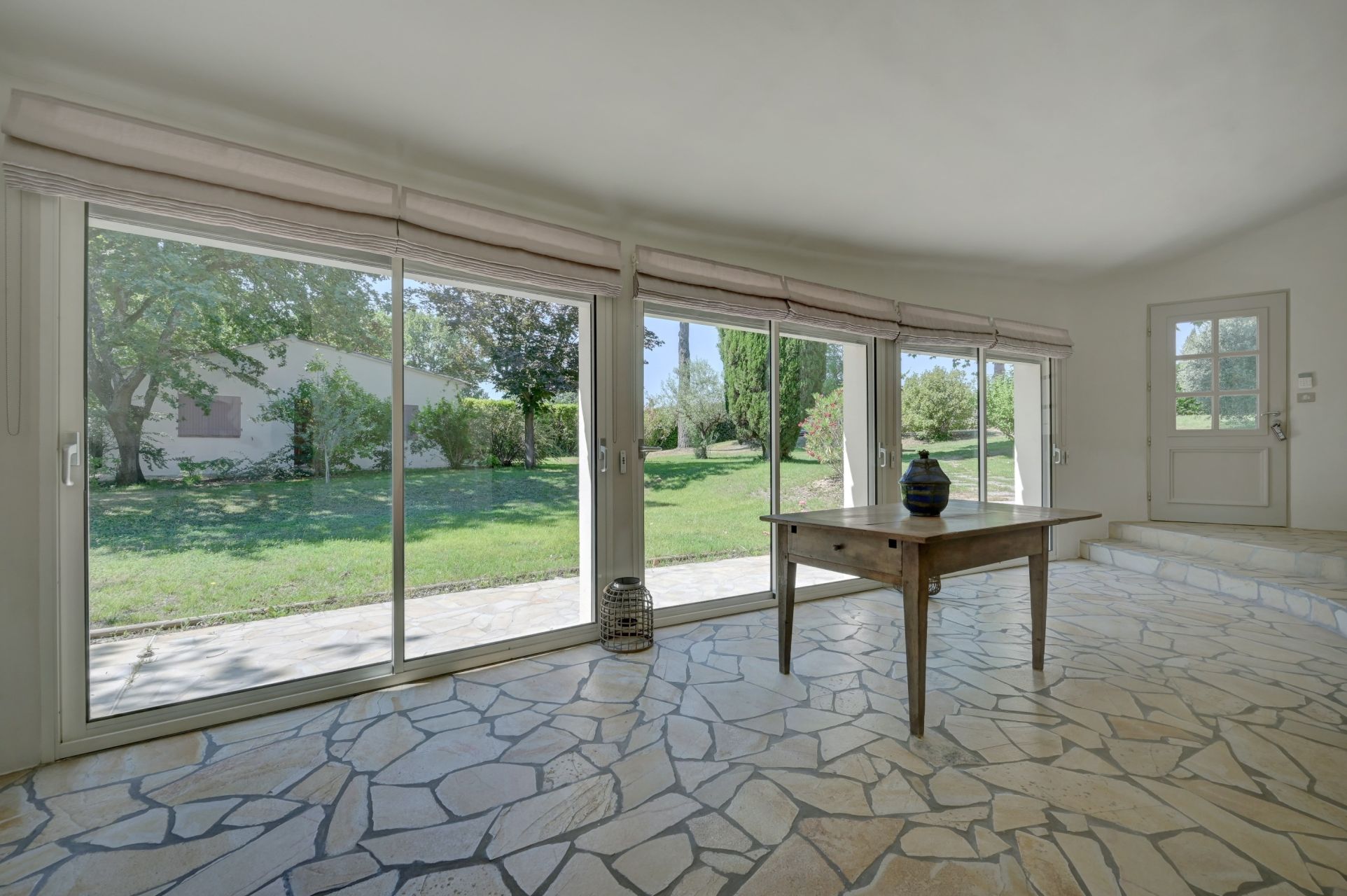 luxury house 4 Rooms for sale on AIX EN PROVENCE (13100)