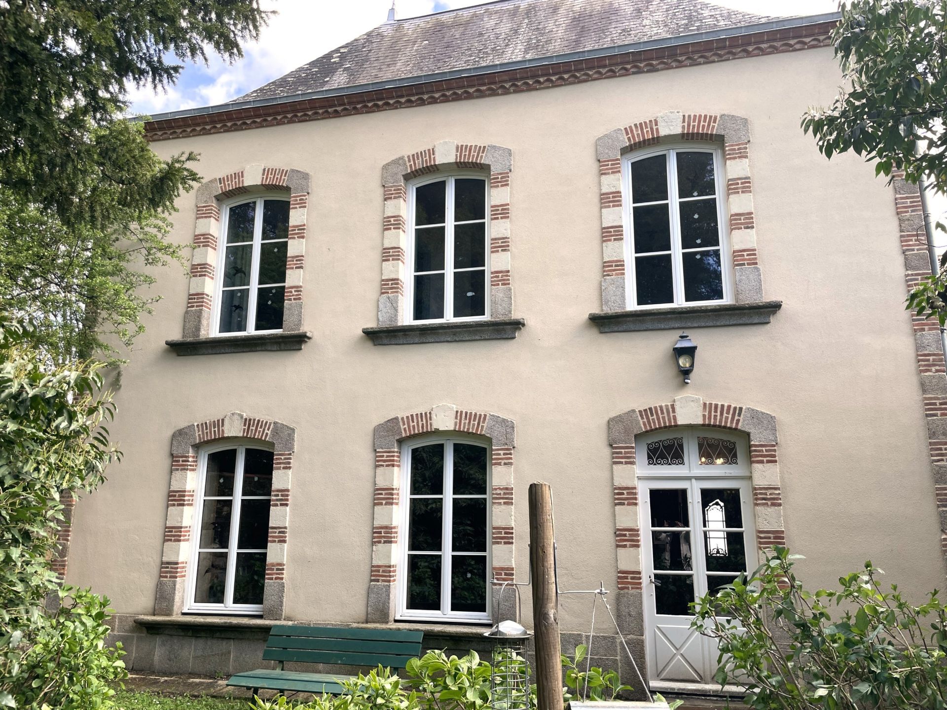 luxury house 16 Rooms for sale on BRESSUIRE (79300)