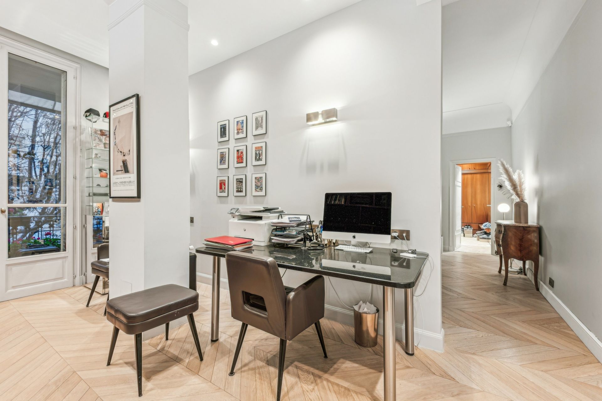 luxury apartment 7 Rooms for sale on PARIS (75016)