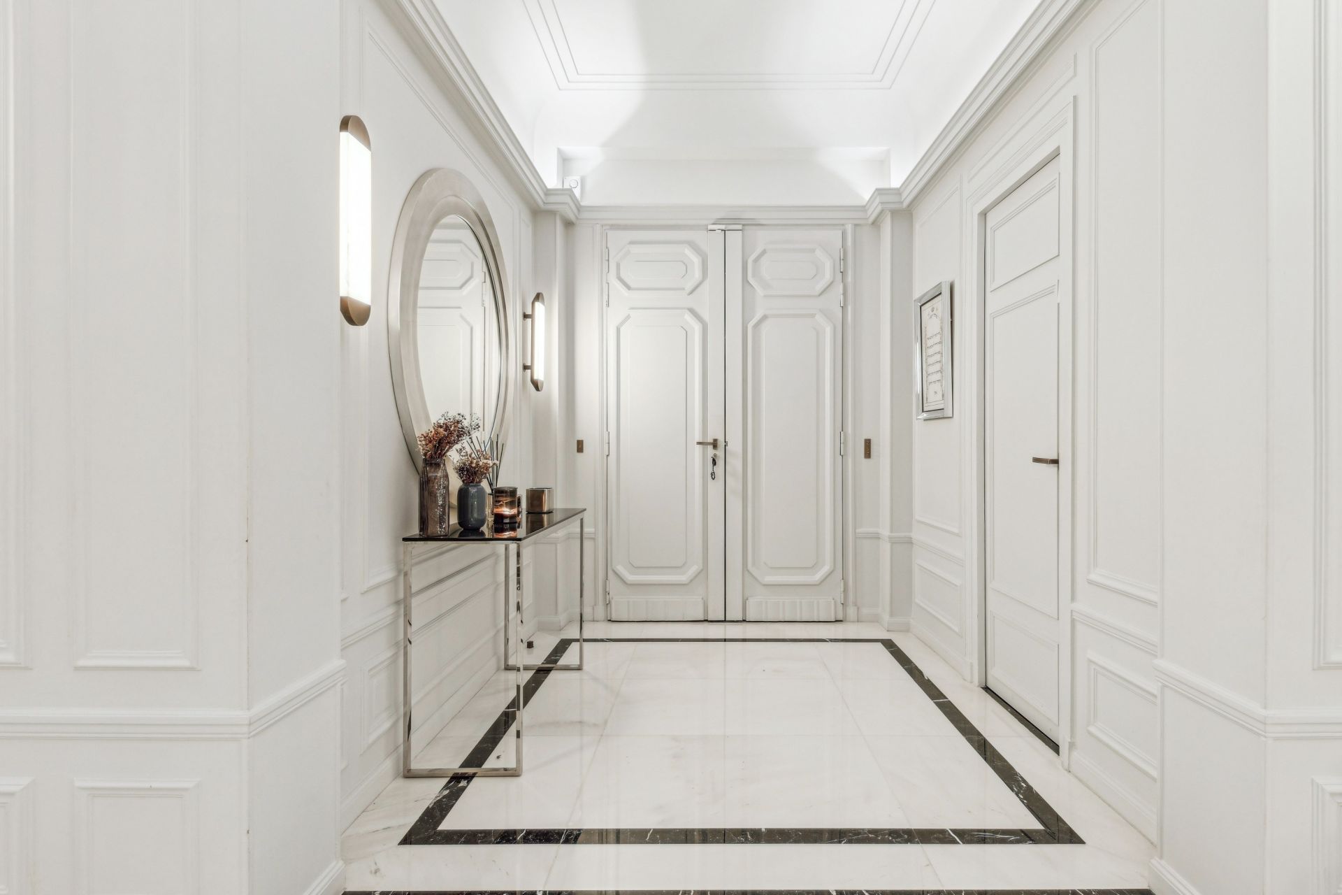 luxury apartment 7 Rooms for sale on PARIS (75016)