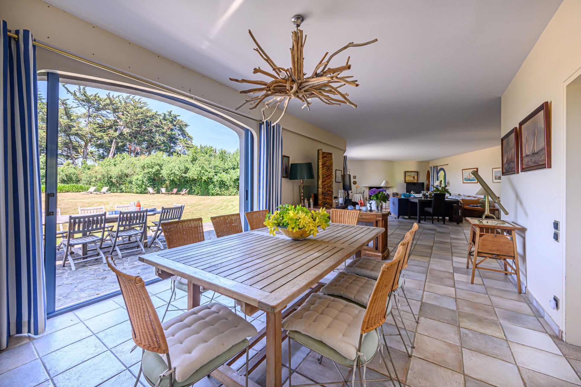 maison de luxe 12 Pièces en vente sur ARZON (56640)